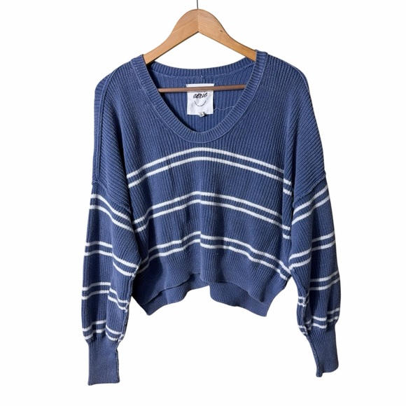 Aerie Striped Oversized Cropped V-Neck Sweater Size Medium - Picture 2 of 7